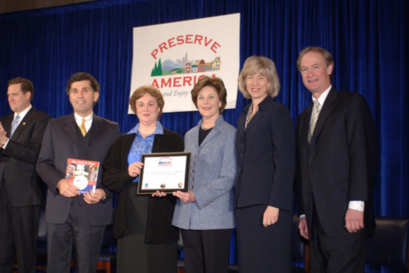 First Lady Laura Bush presents Blackstone Valley officials with grant