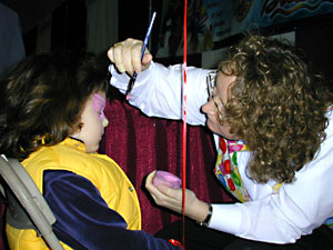 Balloon Platoon Facepainting the Kids